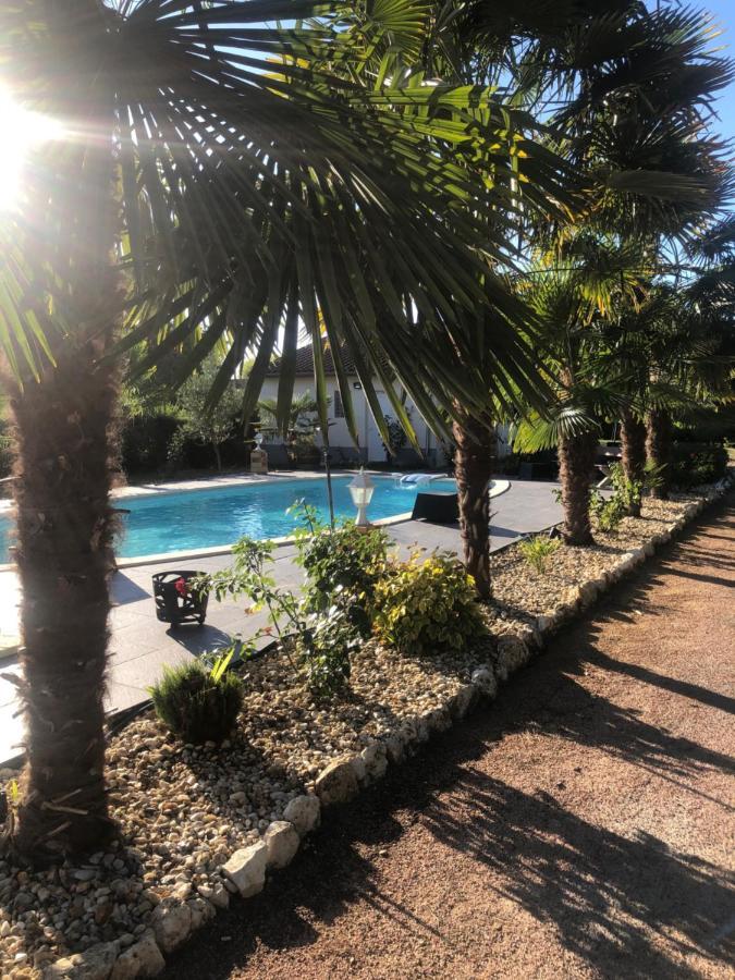 Villa Bergerac Avec Piscine Εξωτερικό φωτογραφία